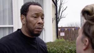 Mitch finds Dinah's dead body