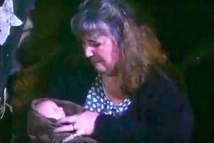 Lisa Dingle gives birth to Belle