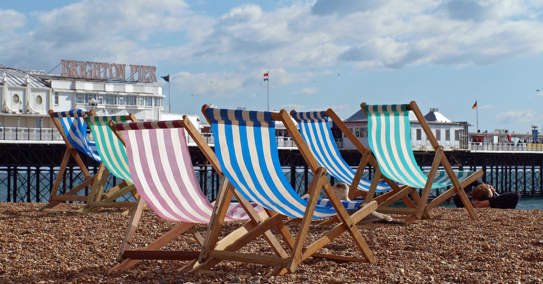 Sun loungers, beach, weather, hot