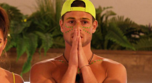 Tom Walker Love Island