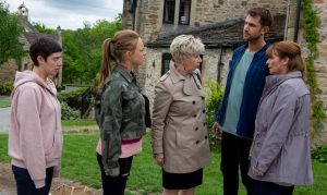 Lee and Wendy confront Victoria