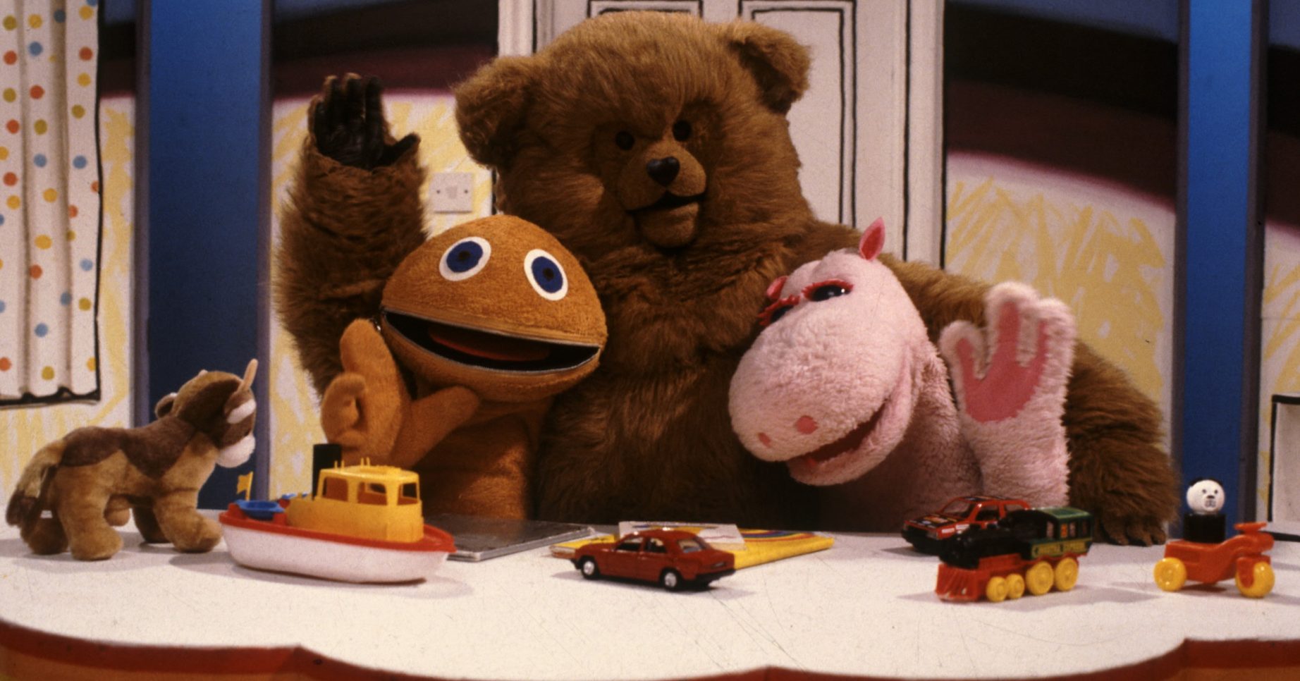 George, Zippy and Bungle - Rainbow - Shutterstock