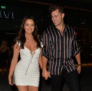 Maura and Curtis are taking thing slowly (Credit: SplashNews.com)