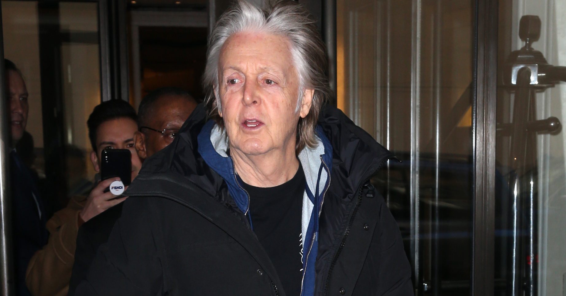 Paul McCartney out and about in New York Pictured: Sir Paul McCartney Ref: SPL5057194 220119 NON-EXCLUSIVE Picture by: SplashNews.com Splash News and Pictures Los Angeles: 310-821-2666 New York: 212-619-2666 London: 0207 644 7656 Milan: +39 02 56567623 photodesk@splashnews.com World Rights