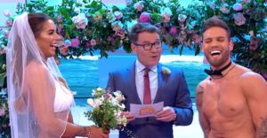 Jessica Shears Dom Lever