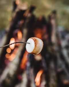 Would you buy toasted marshmallow flavoured gin? (Credit: Pexel.com/Jack Redgate)