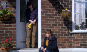 Lydia meets sister Beth (Credit: ITV)