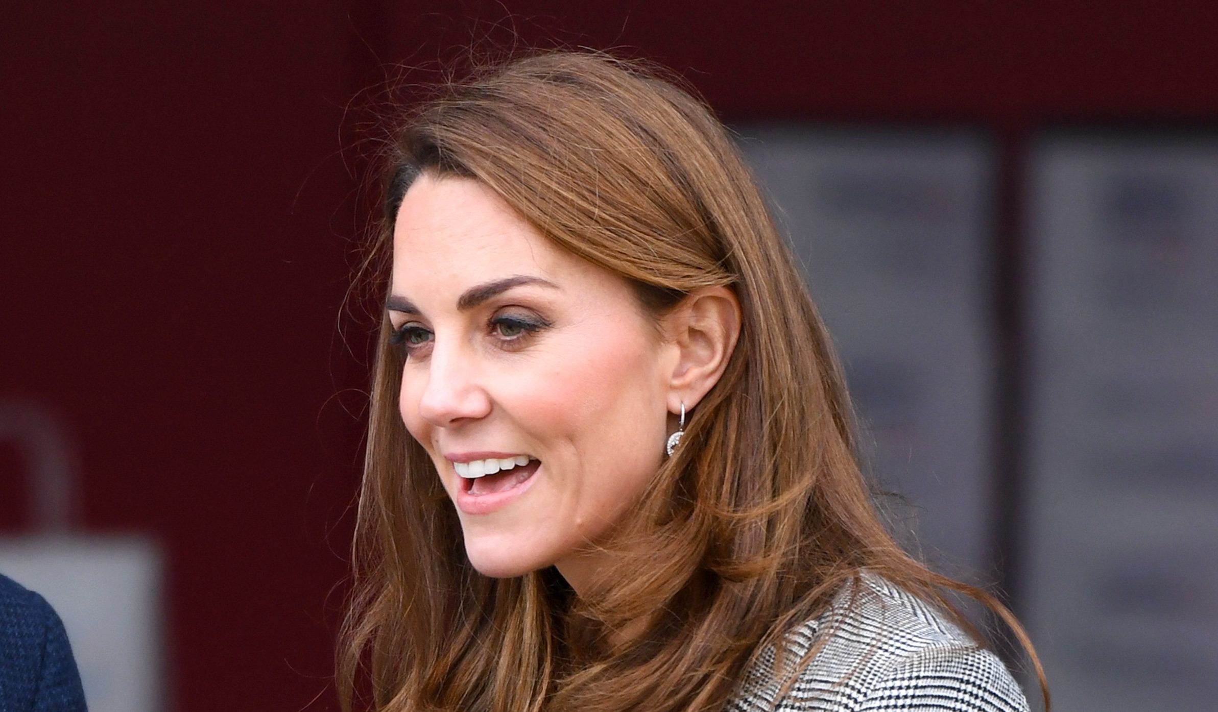Kate Middleton is perfect in purple as she opens a new children's hospice