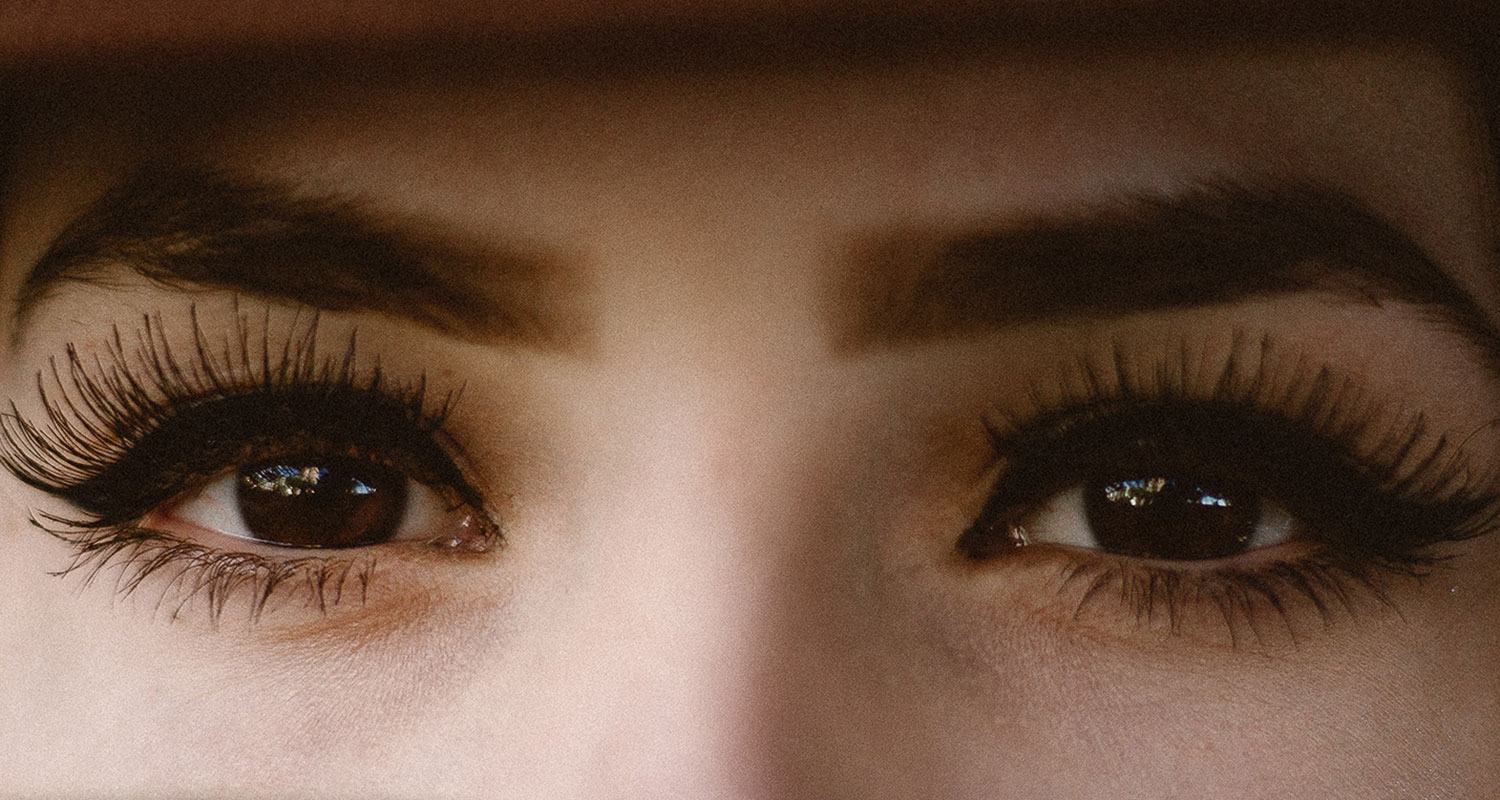 eyelash extension lice