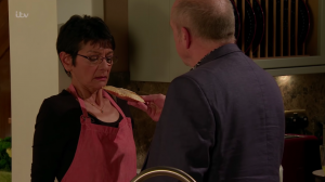 Coronation Street fans sickened as Geoff tries to force Yasmeen to eat a crab shell