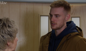 Max Parker's Emmerdale Woolpack Sessions brings fans to tears as he dedicates performance to a friend 