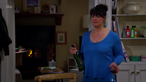 Emmerdale fans sickened as drunk Moira attacks son Matty