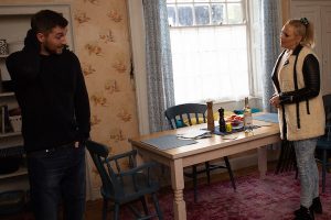 Tracy asks Pete to make himself scarce so she can spend time with Nate Emmerdale 