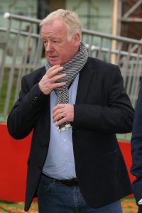 Les Dennis