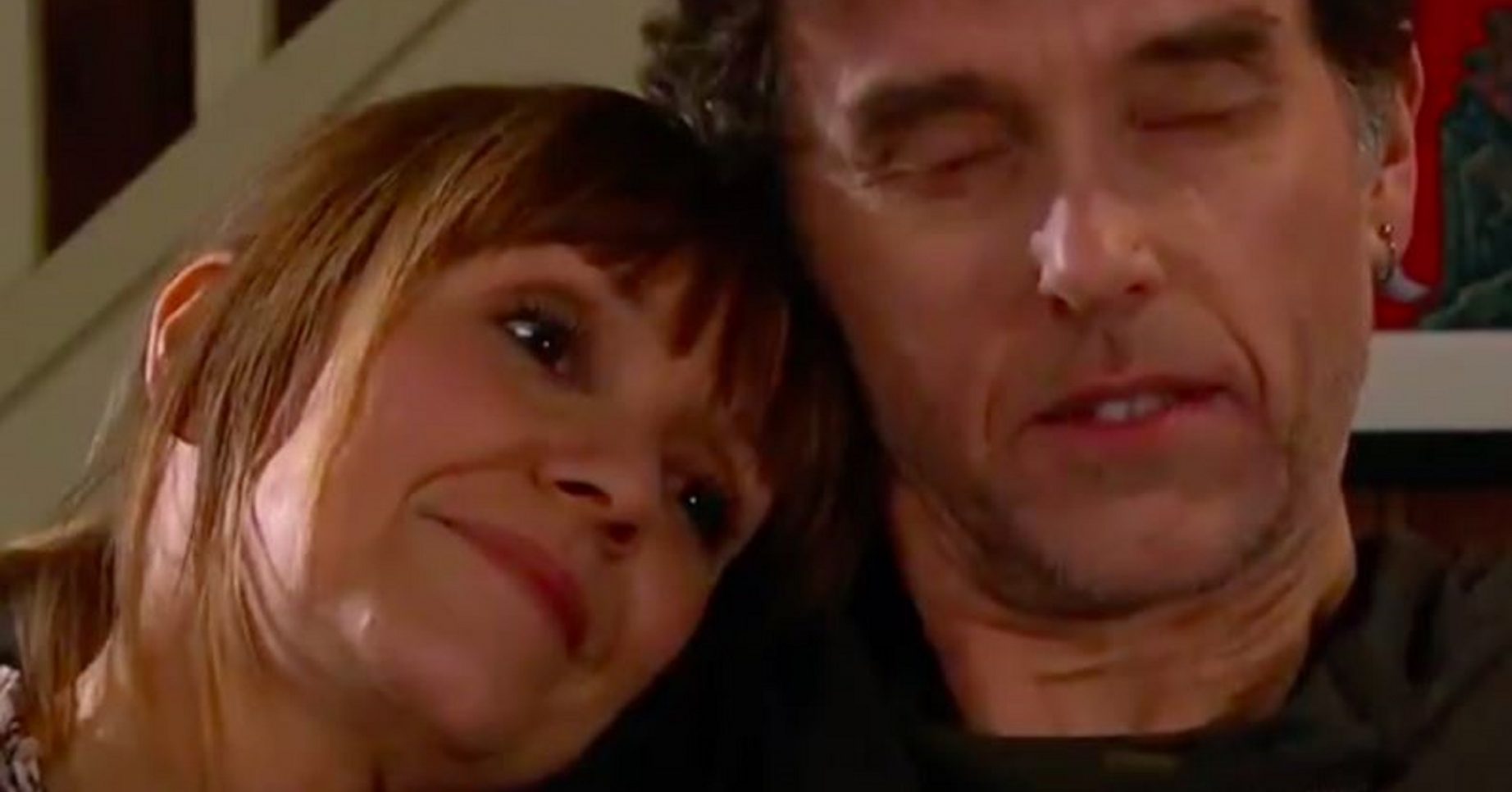 Emmerdale shock as Rhona tries to kiss Marlon