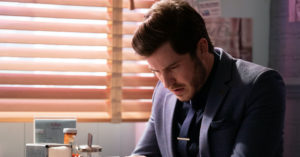 EastEnders SPOILERS: Gray believes Chantelle is having an affair 