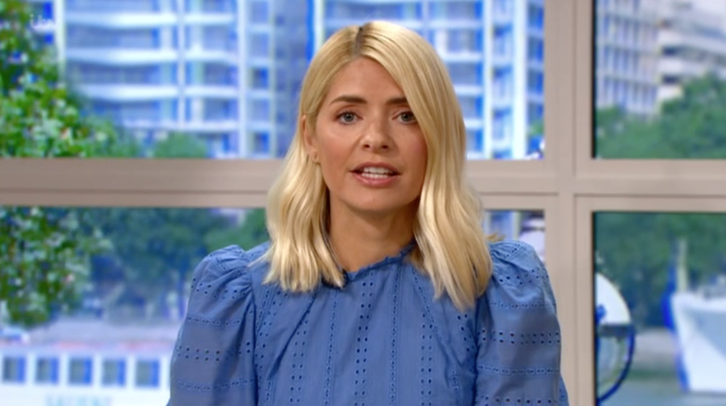 holly Willoughby