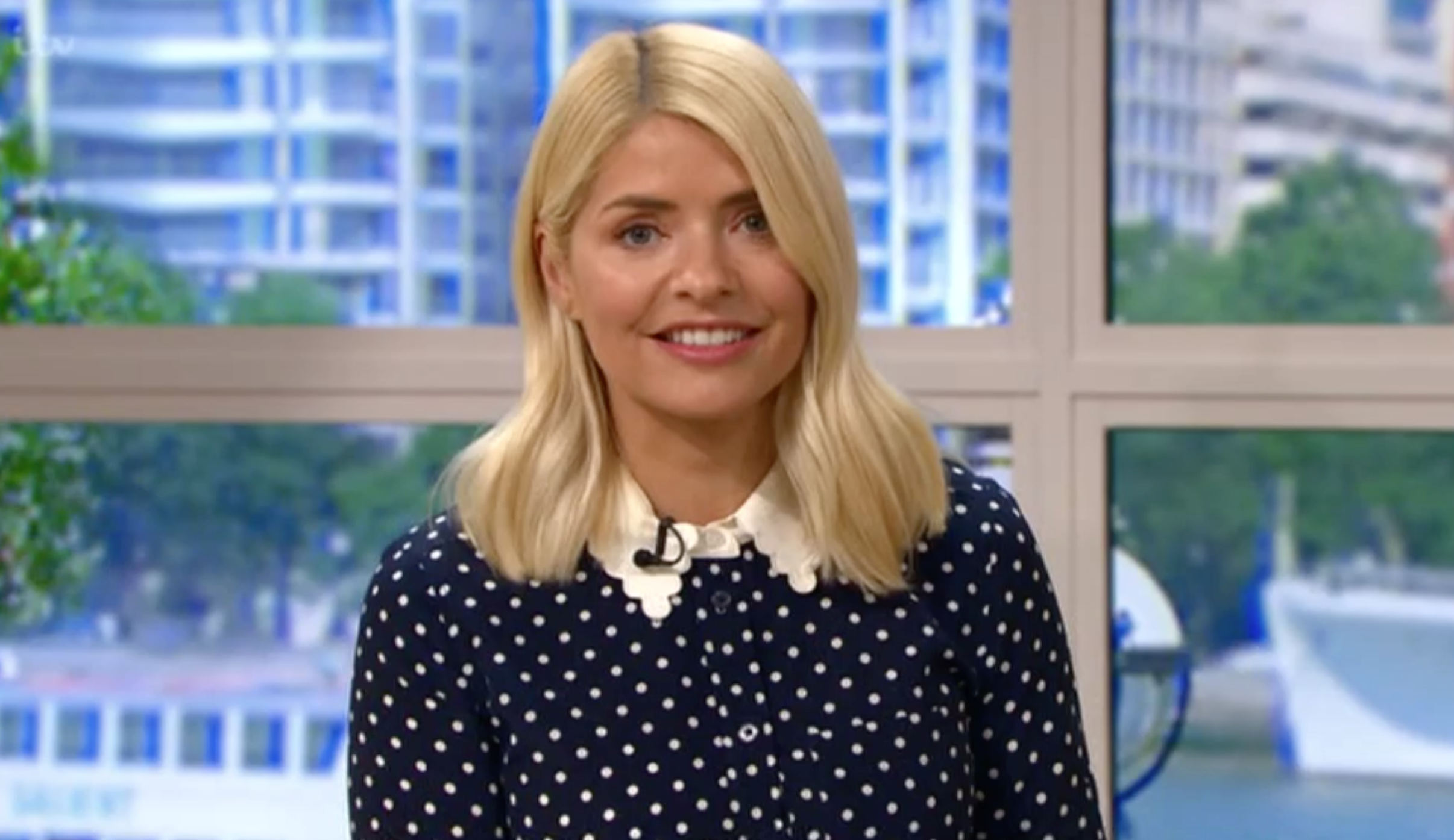 holly Willoughby