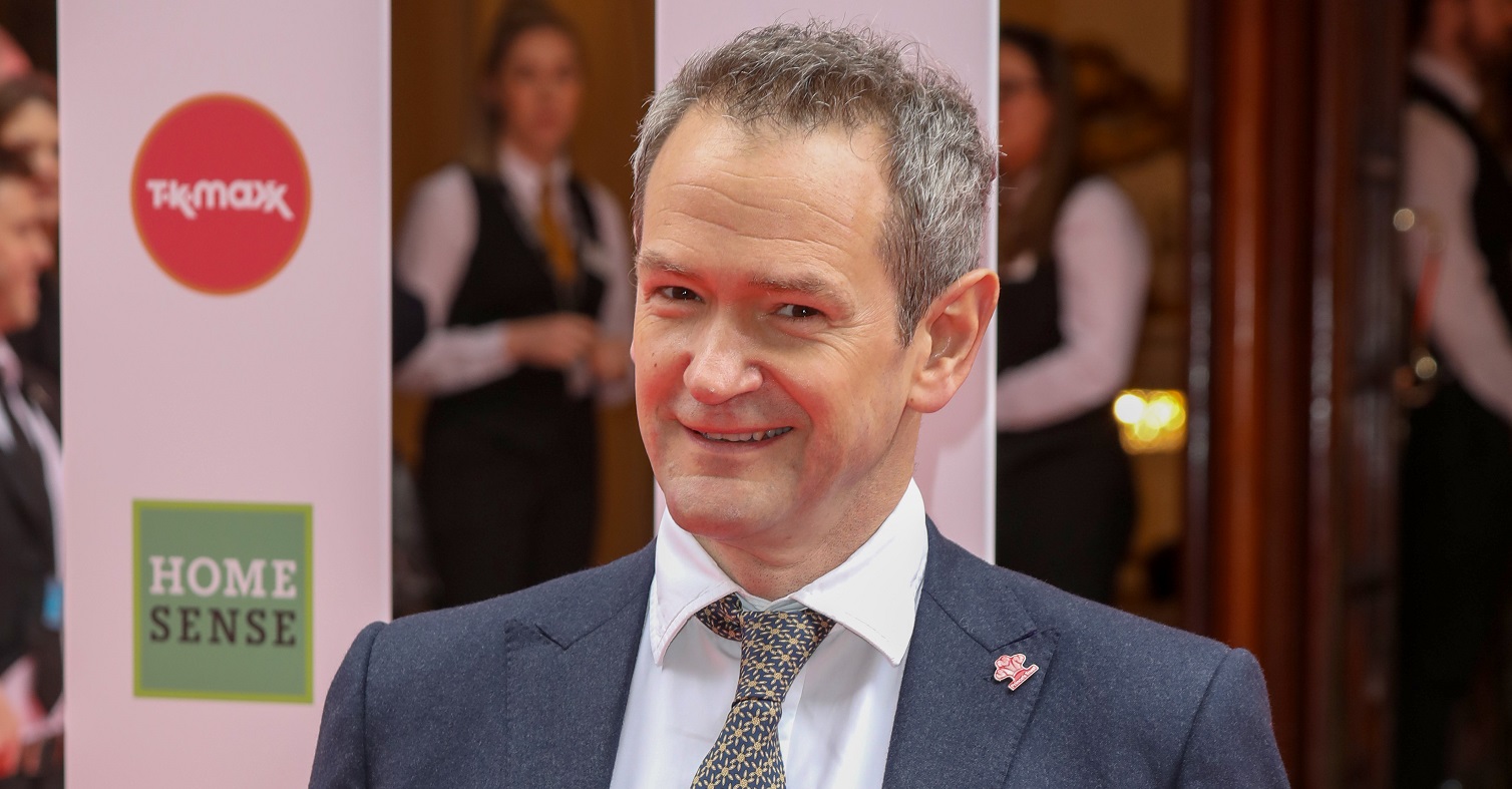Alexander Armstrong