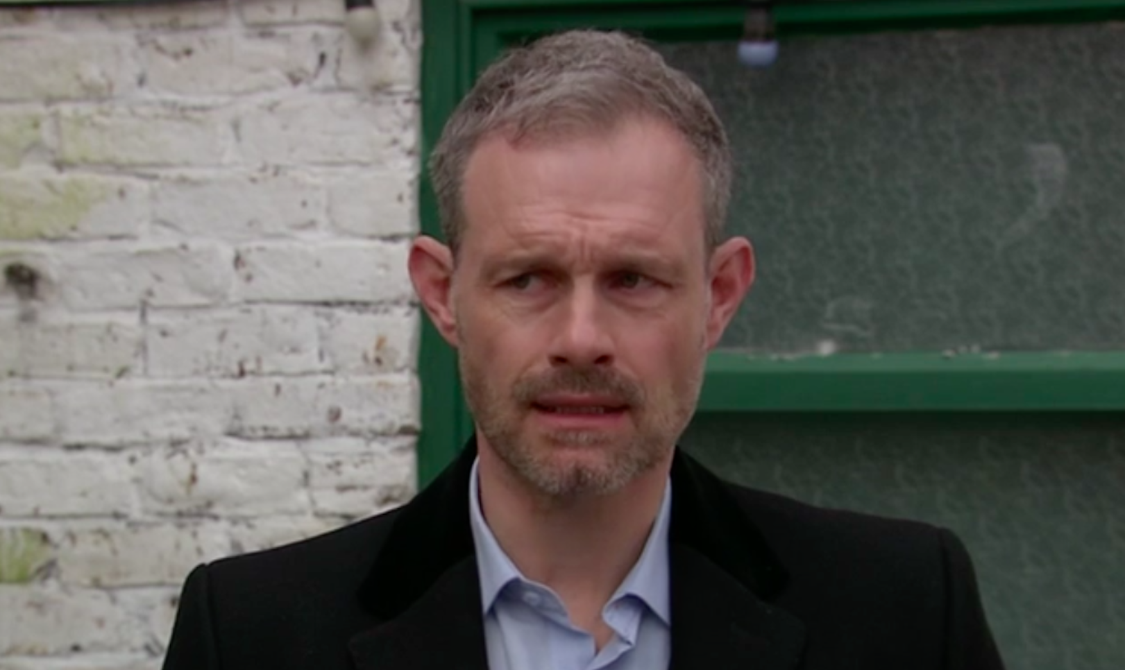 coronation street's nick tilsley breaks down