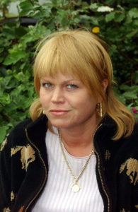 Coronation Street fans want Janice Battersby to return as Leanne deals with Oliver's illness