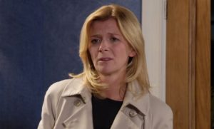 Coronation Street viewers baffled as Simon's hair grows between scenes 