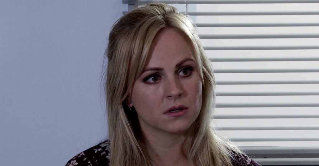 Gary to blackmail Sarah in Coronation Street