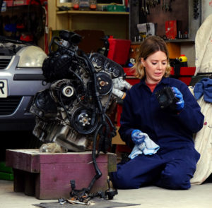 Coronation Street SPOILERS: Abi hospitalised after accident in the garage