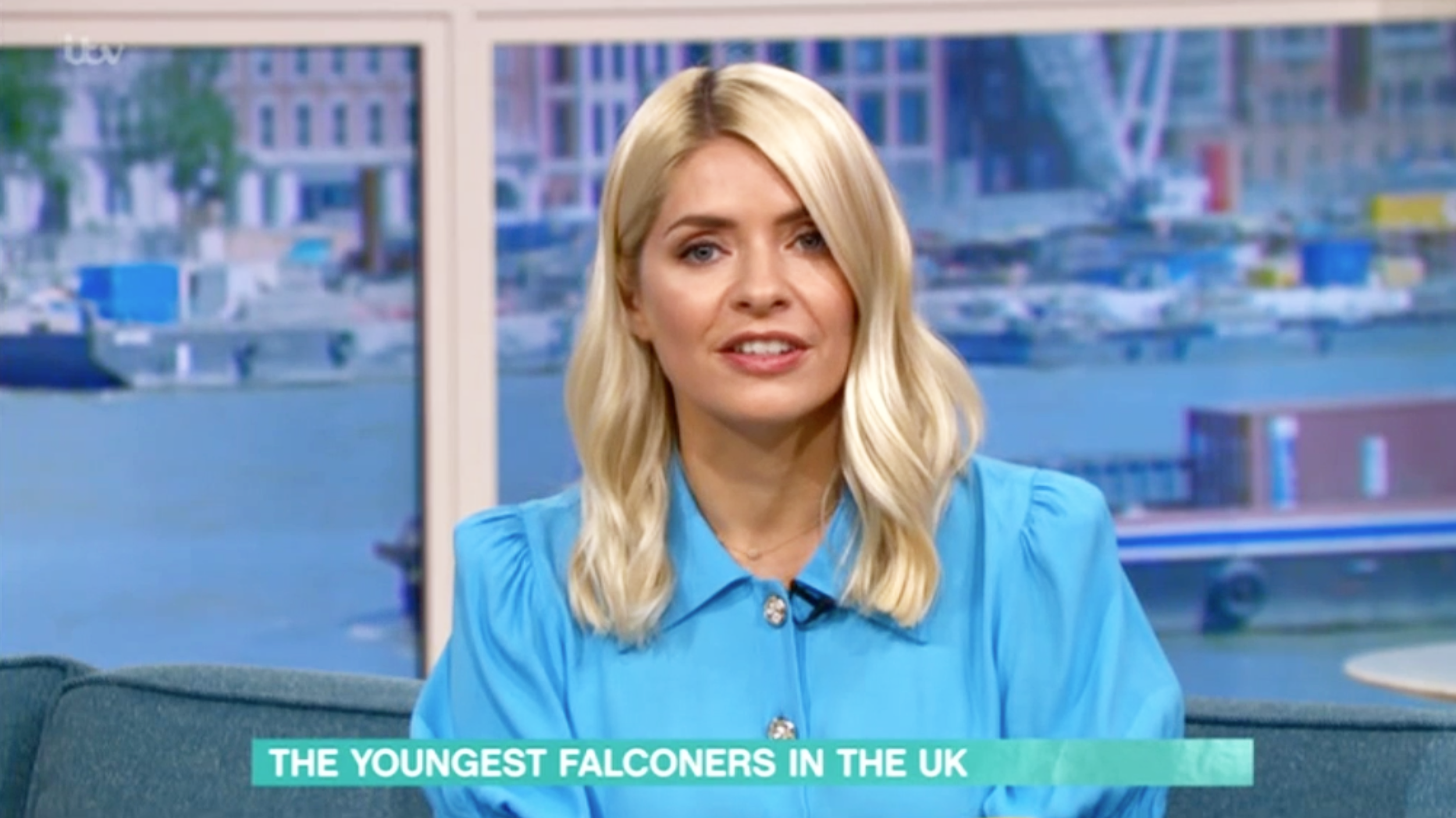 this morning holly willoughby