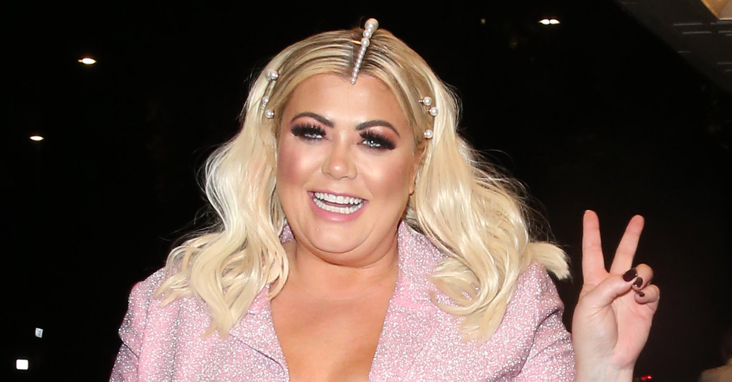 gemma collins giving the peace sign
