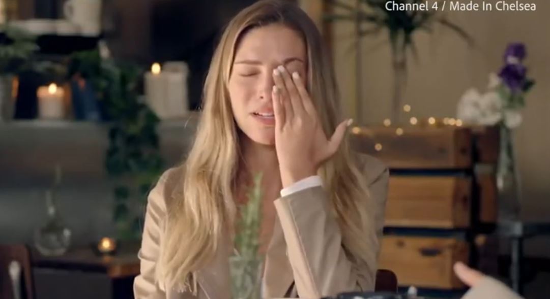 Zara Mcdermott cries om Made in Chelsea