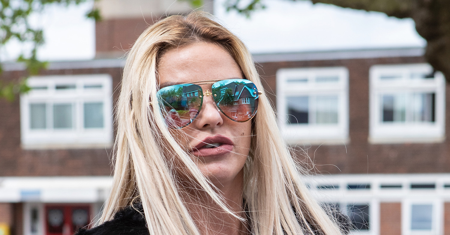 katie price outside of court
