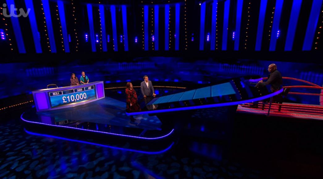 Bradley Walsh, Shaun Wallace and the contestants on The Chase