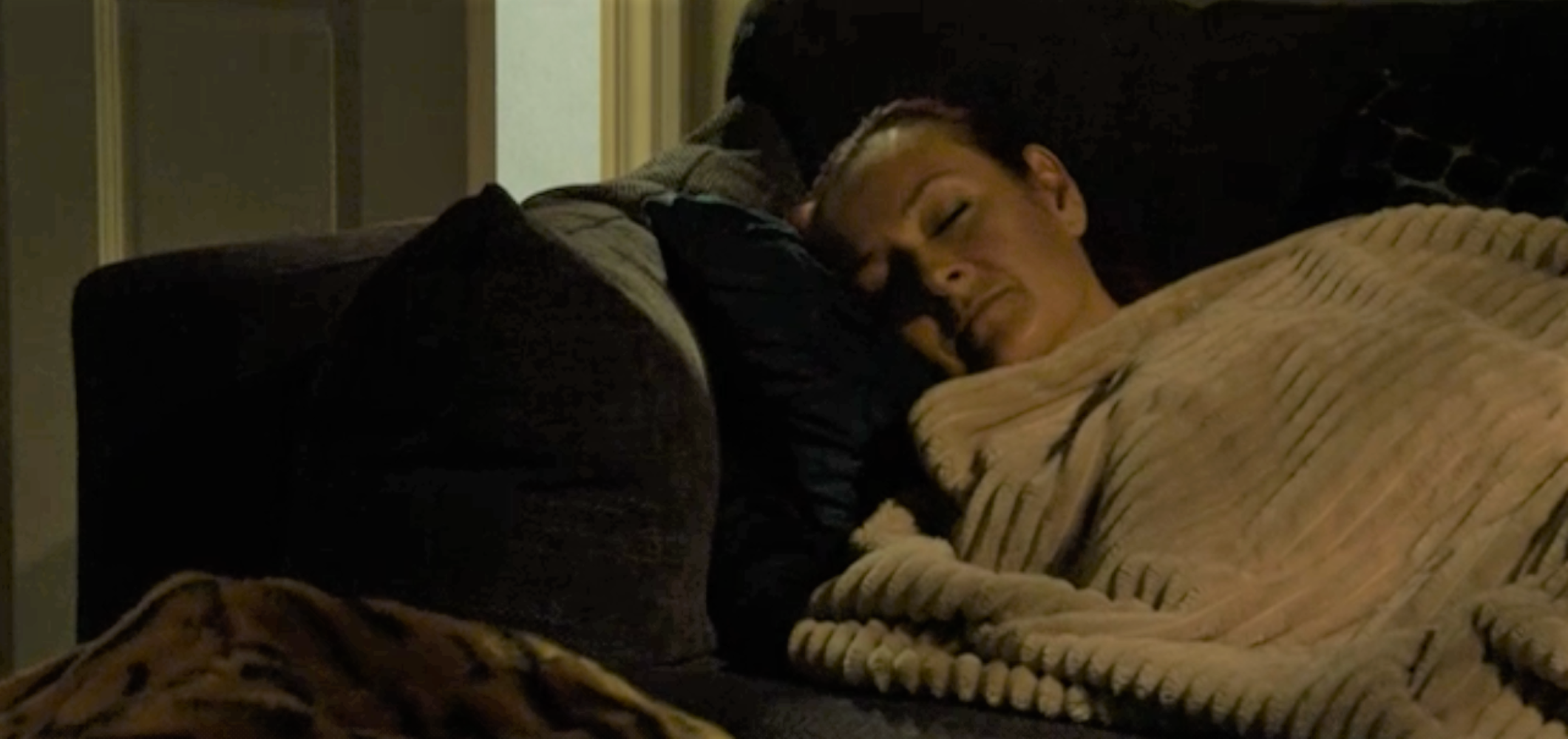 EastEnders: Fans theory suggests Tina will figure out that Gray killed Chantelle