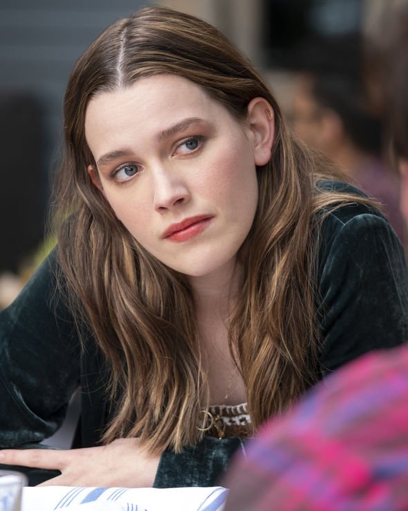 Victoria Pedretti plays Love Quinn in Netflix's You