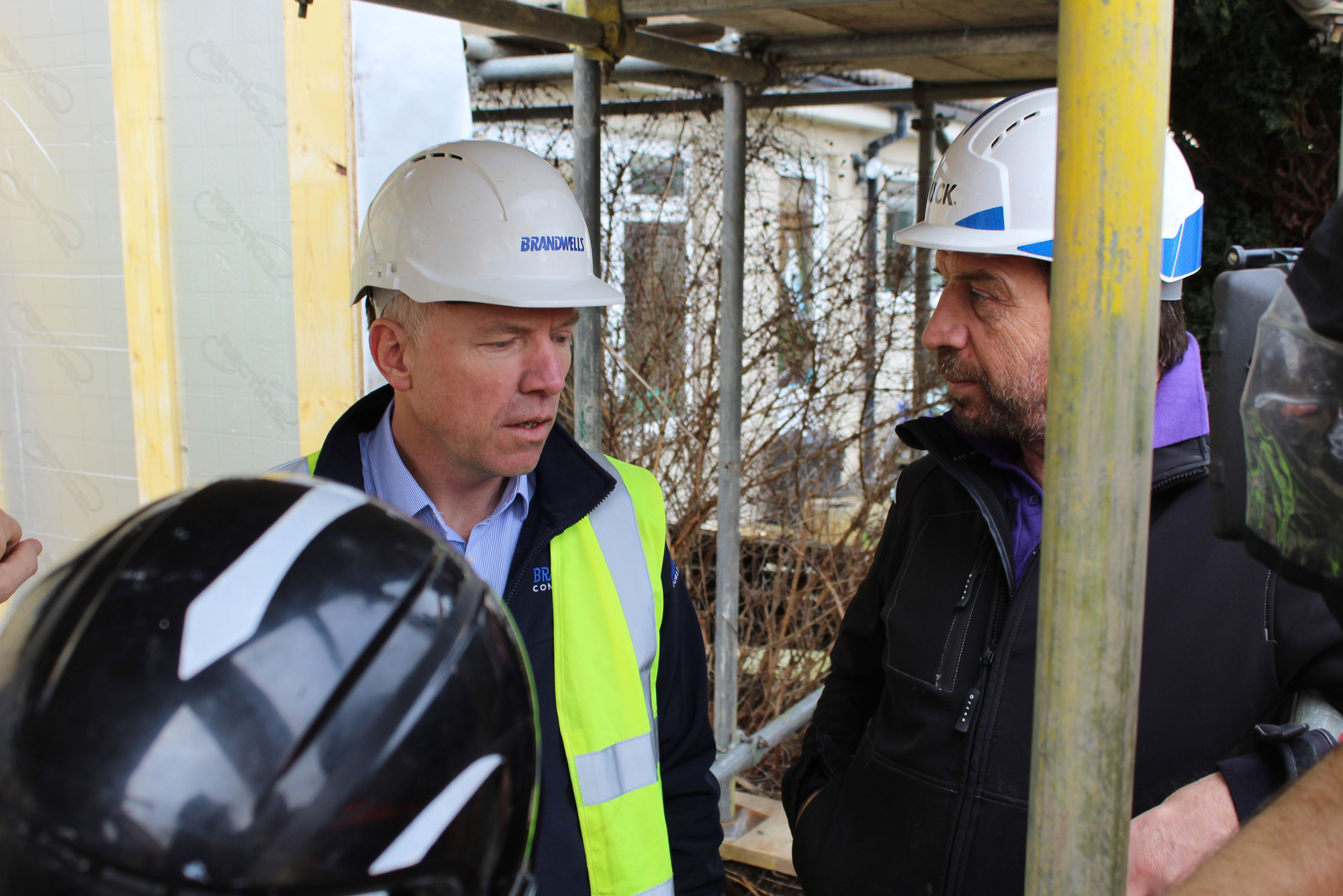 Nick Knowles and a member of the DIY SOS team