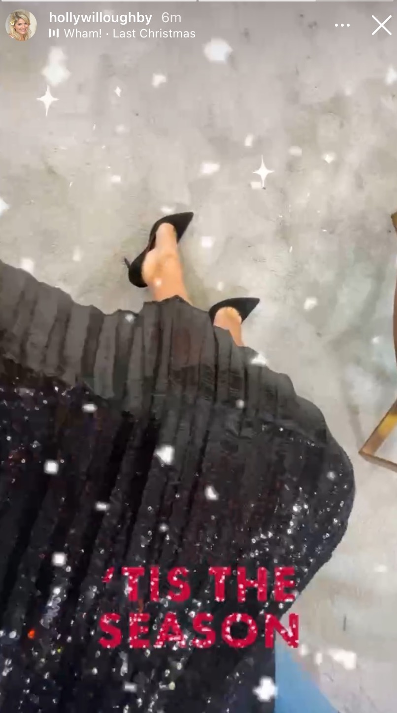 holly Willoughby's skirt and shoes