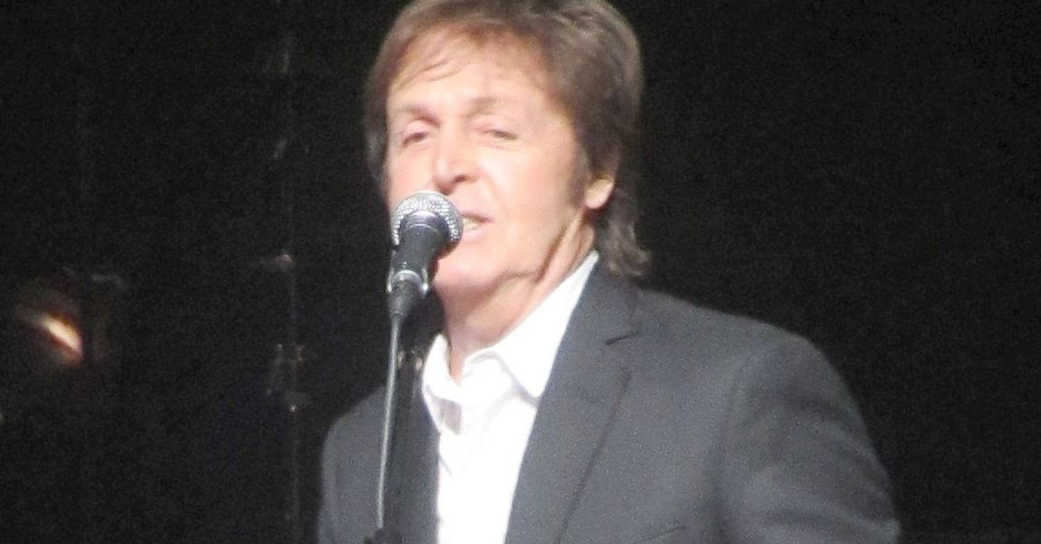paul mccartney paid tribute to John Lennon
