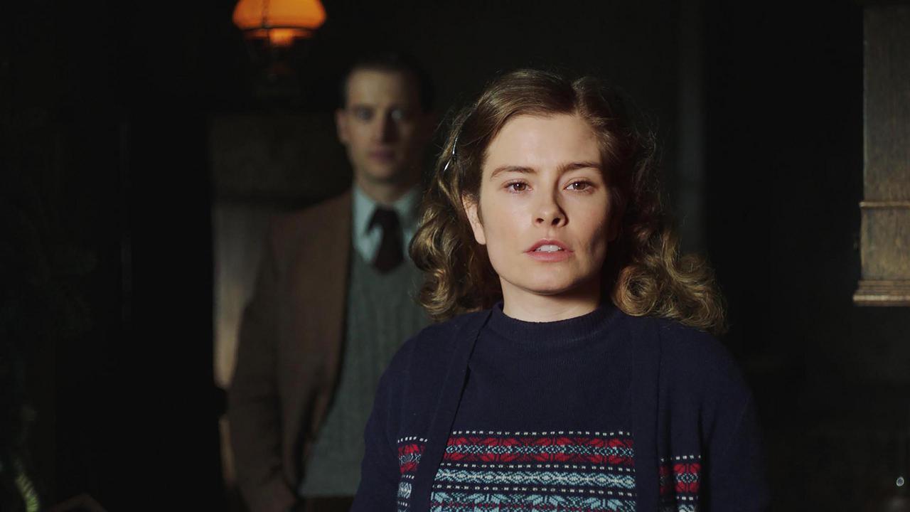 Rachel Shenton as Helen in the All Creatures Great and Small Christmas 2020 episode