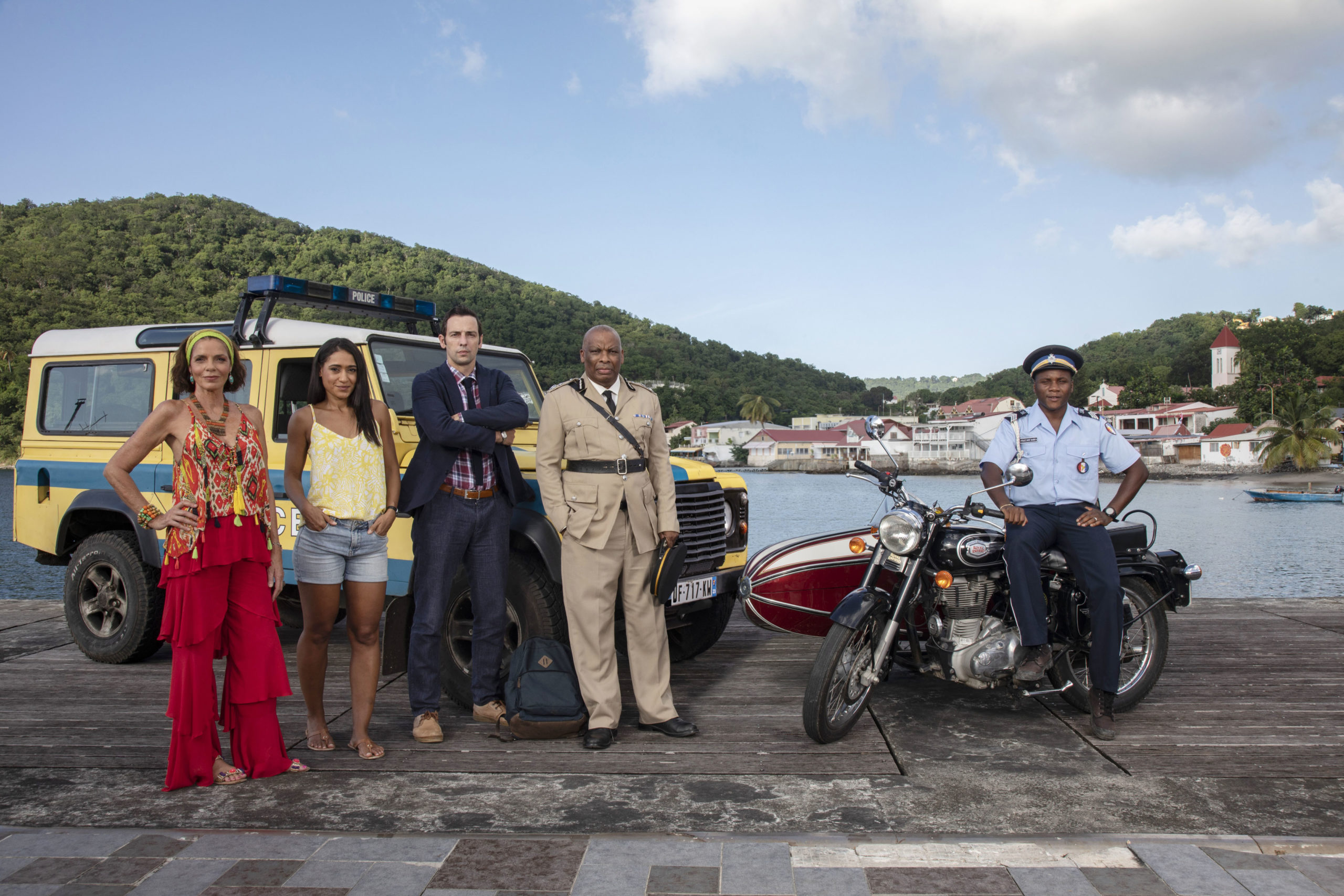 Cast of Death in Paradise