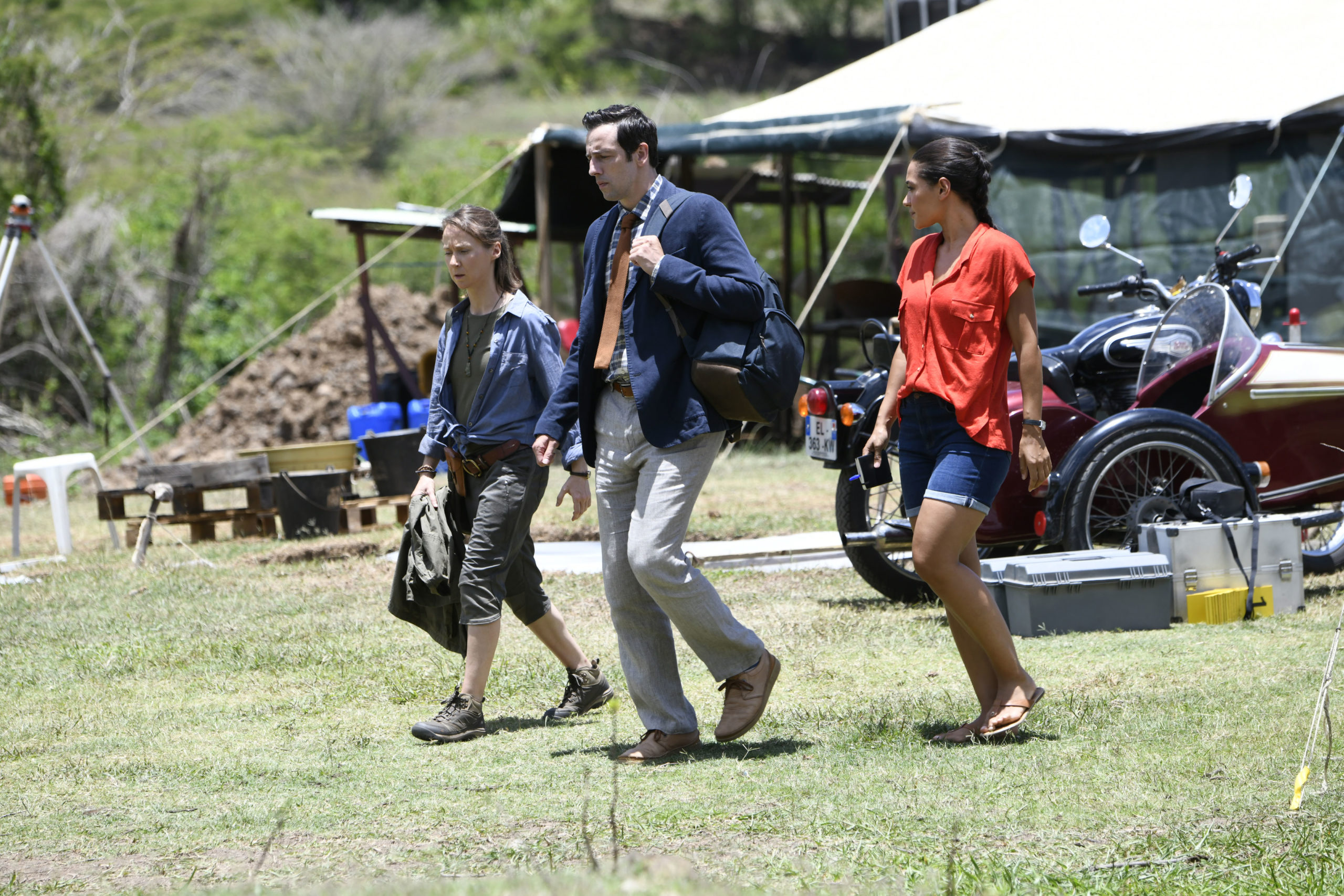 Bryony Hannah in death in Paradise