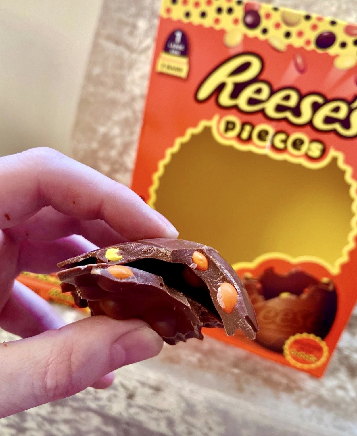 Reese's pieces easter egg