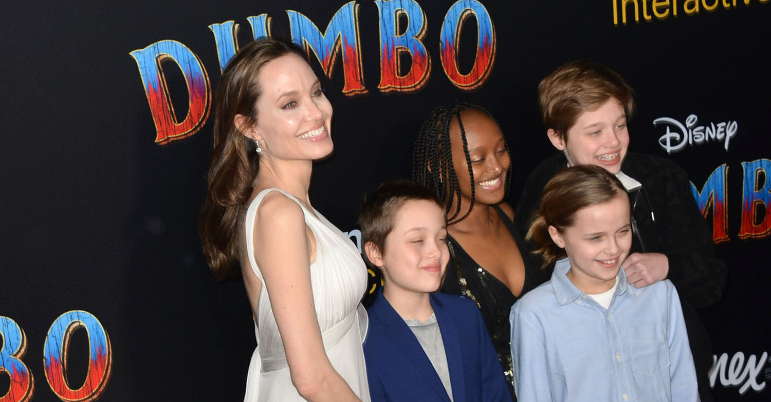 Dumbo Premiere jolie with children