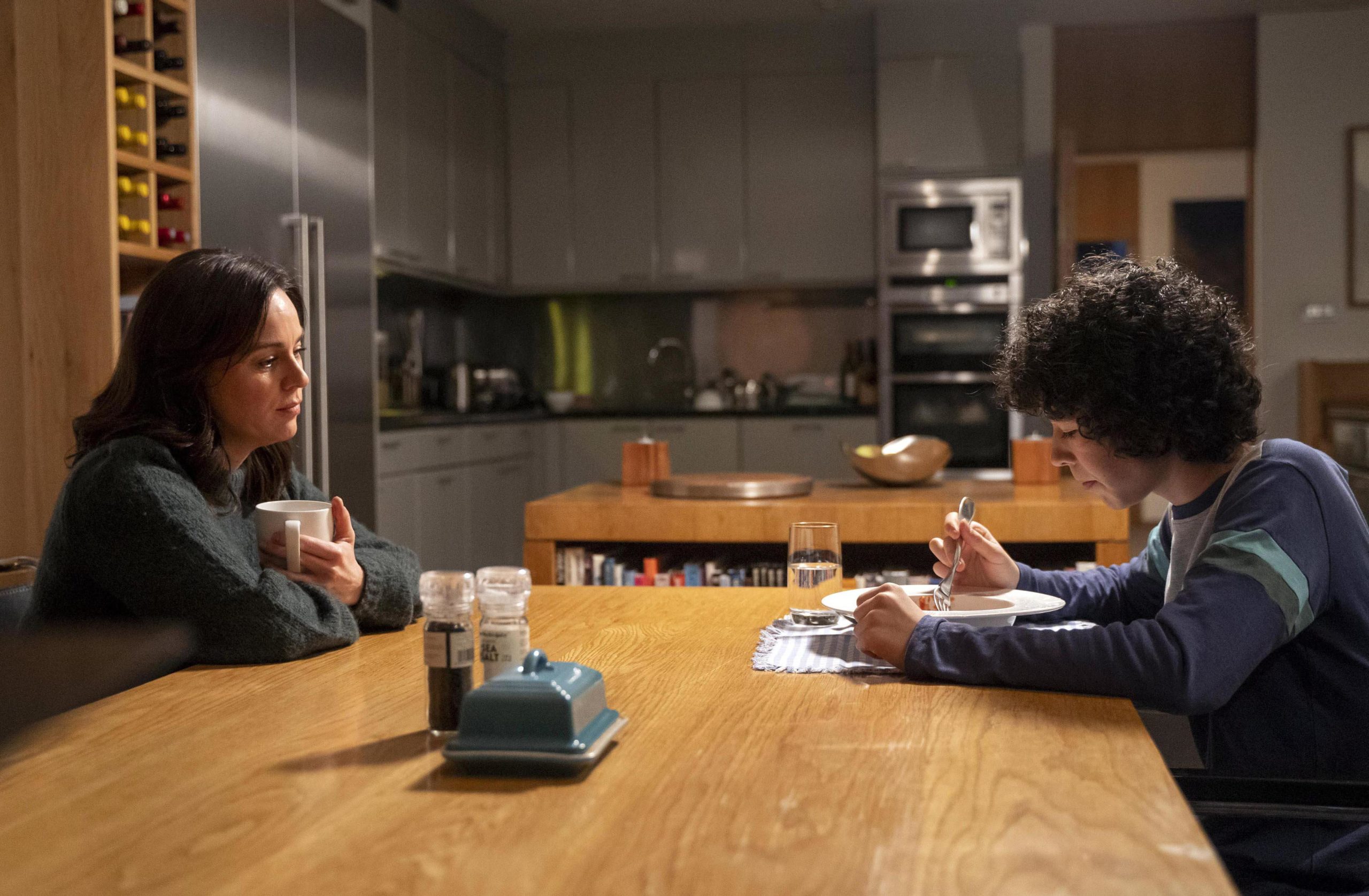 Jodie and Daniel in The Drowning