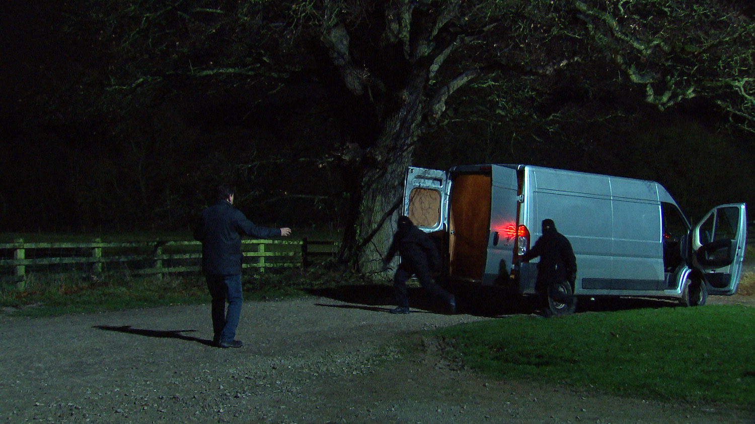 Emmerdale SPOILERS: First Look at next week's episodes in 10 pictures