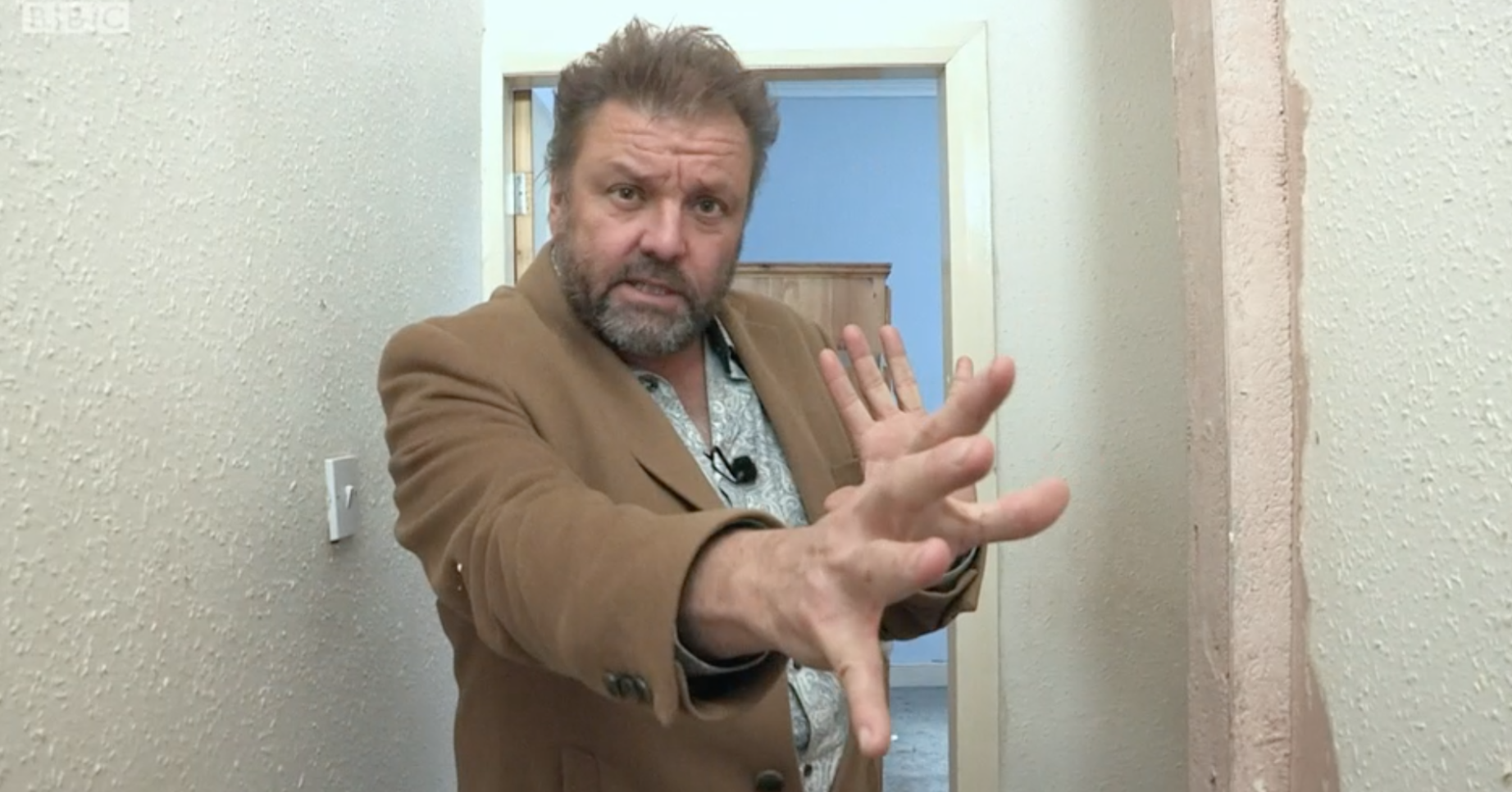 Martin Roberts on Homes Under The Hammer