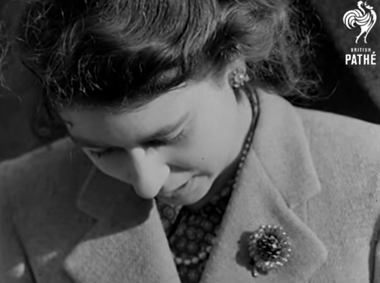 The Queen wore the brooch as the royal family celebrated Commonwealth Day