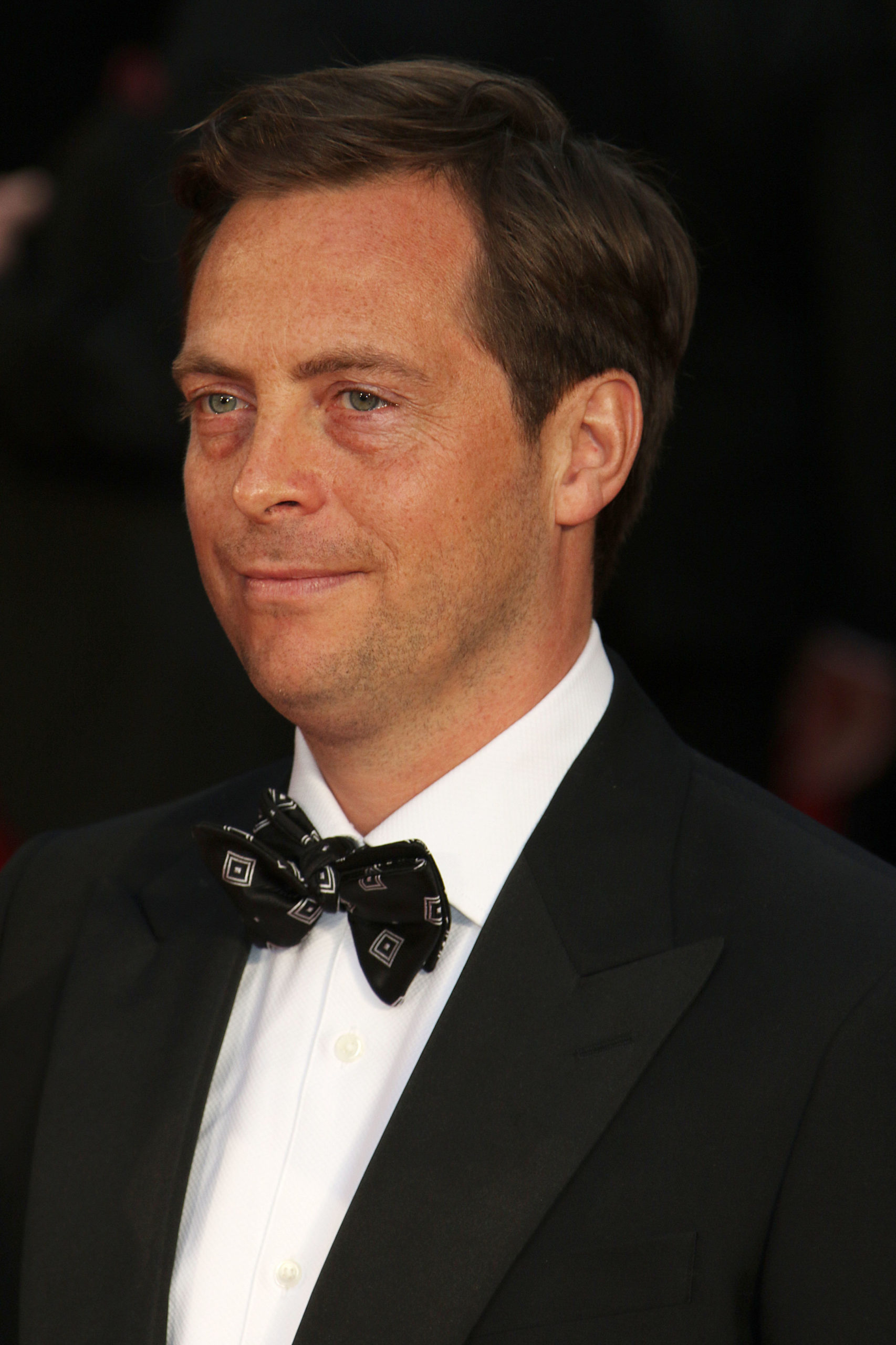 stephen campbell moore, who plays damian in the one