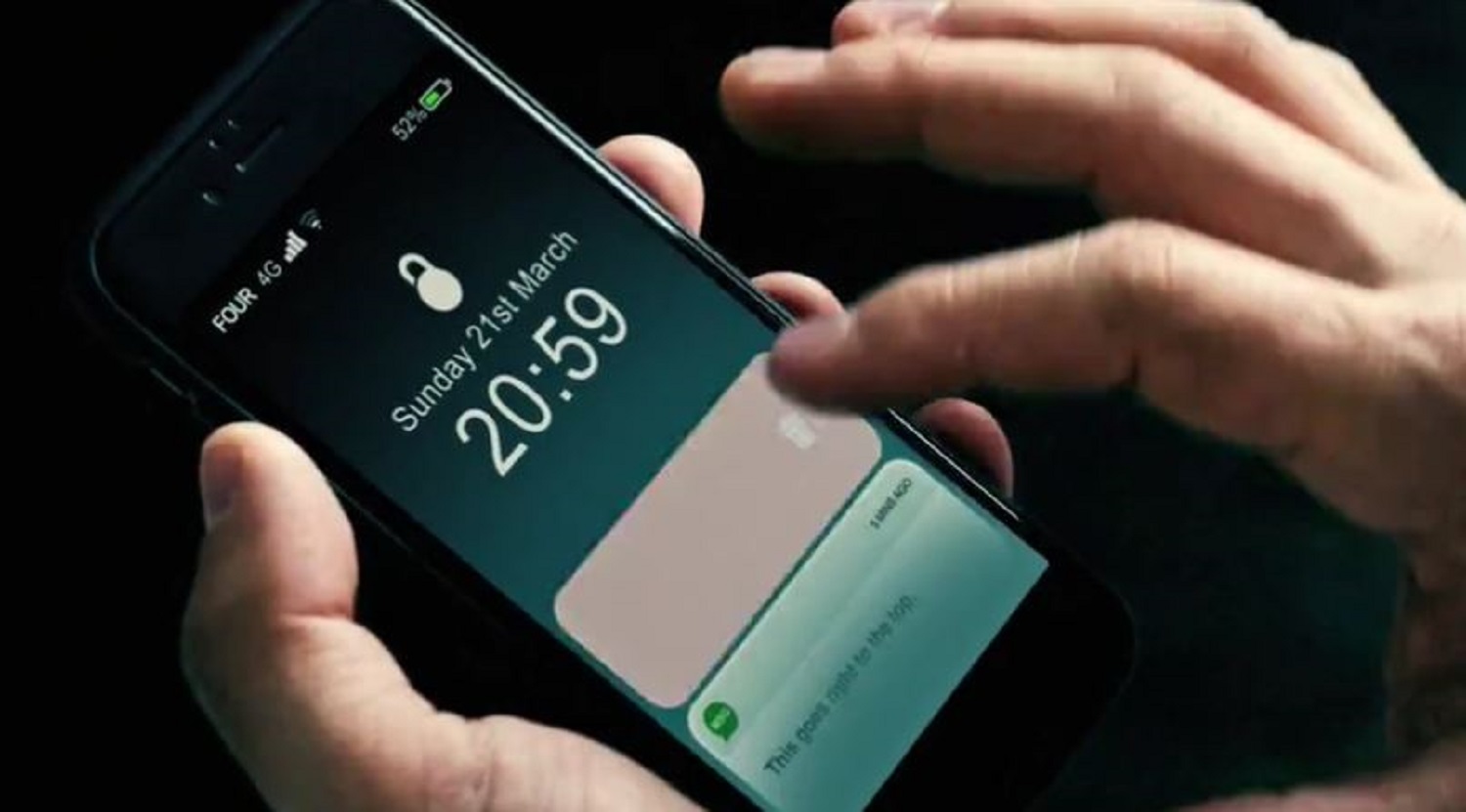 the hand deleting texts