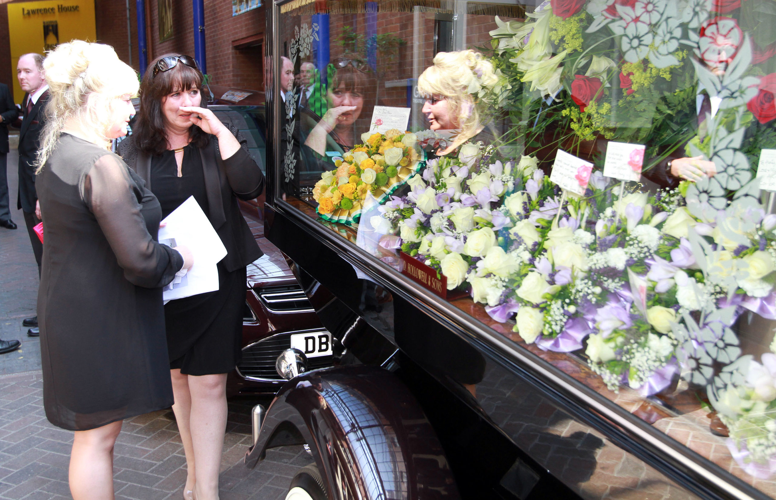 Coleen Nolan attending the funeral of her beloved sister Bernie (Credit: Splash)